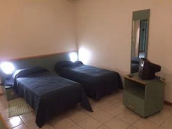 Italia 3* 도멜레토